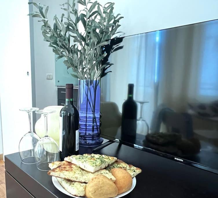 Warhol-Bozzi 59 Apartment Бари Екстериор снимка